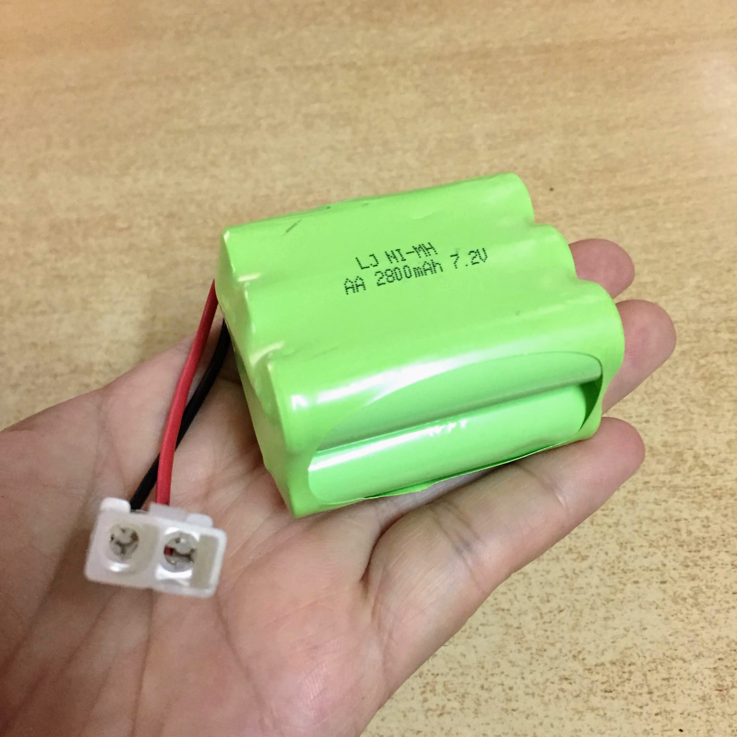 Pin sạc 7.2V dung lượng 2800mAh xếp chồng jack cắm KET2P