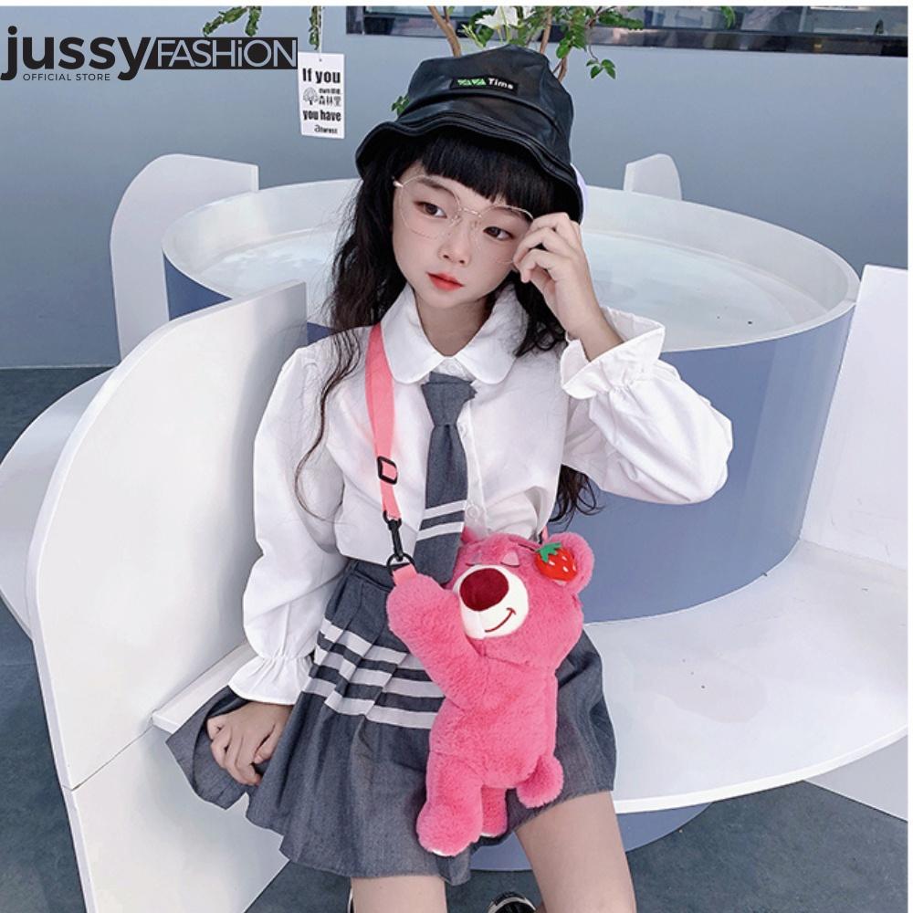 Túi Đeo Chéo Mini Hình Gấu Dâu Jussy Fashion Chất Lông Mịn Màu Hồng Dễ Thương