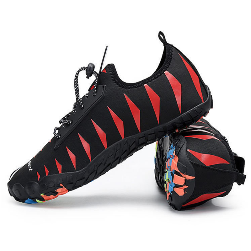 Outdoor mountaineering upstream shoes beach swimming shoes