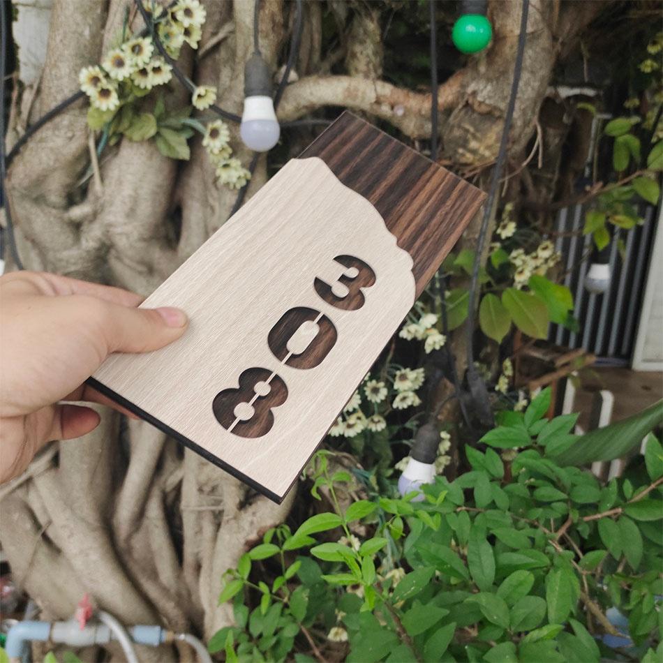 Biển số nhà bằng gỗ đẹp - độc đáo. Nhận thiết kế kích thước kiểu dáng theo yêu cầu