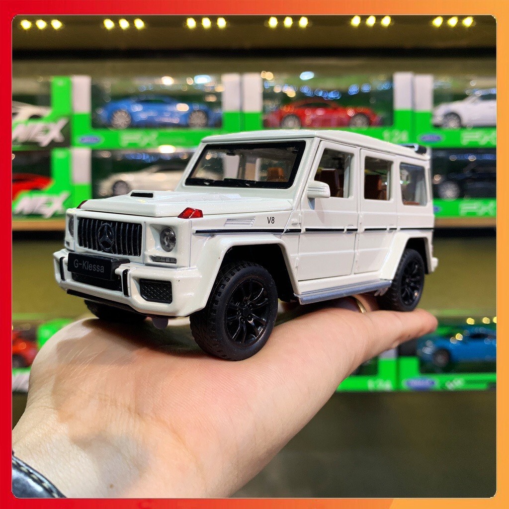 Mô hình xe Mercedes-Benz AMG G63 tỉ lệ 1:32