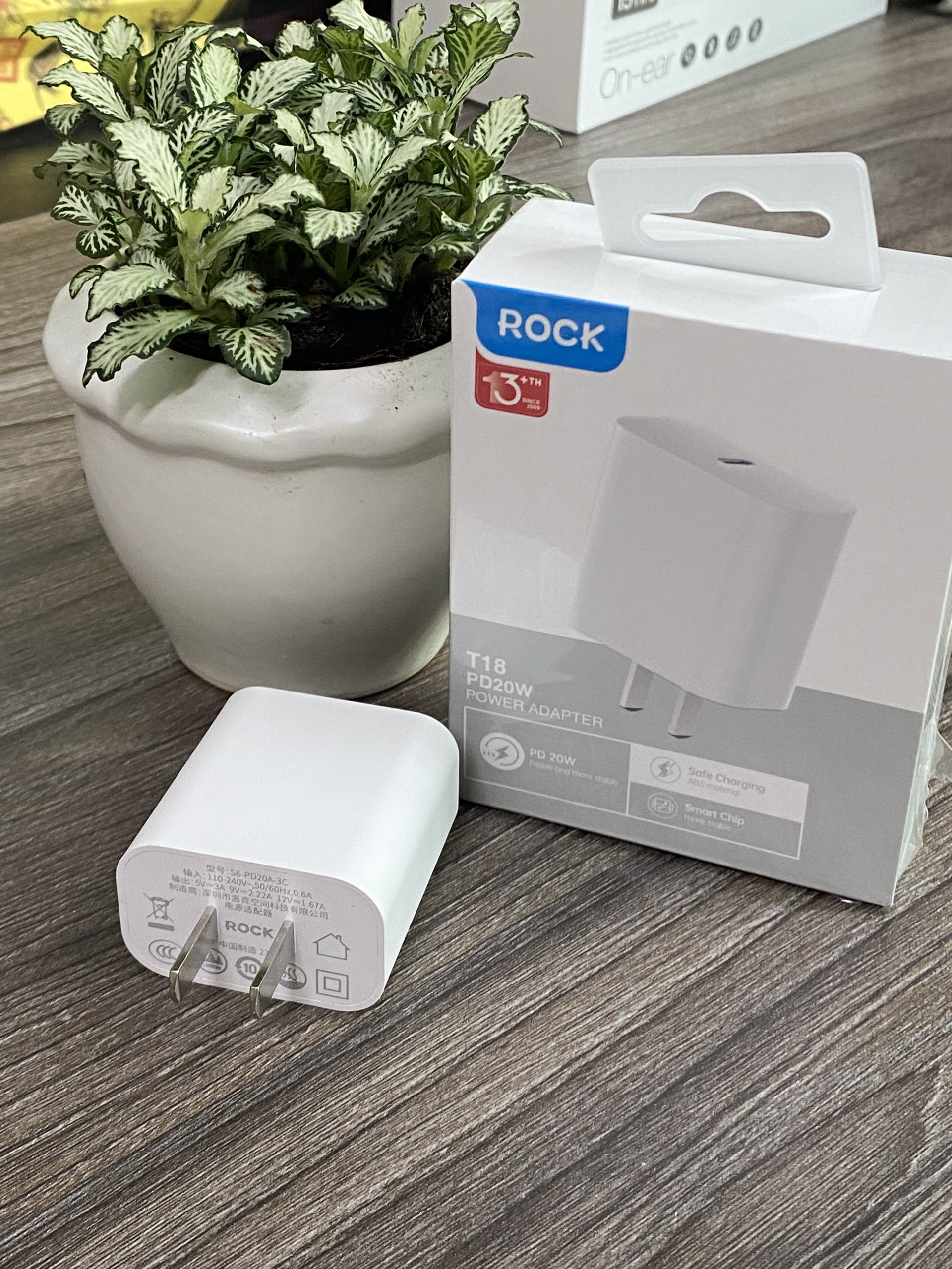 Củ sạc nhanh PD 20W Rockspace T18 hàng chính hãng Bảo hành 12 tháng lỗi 1 đổi 1