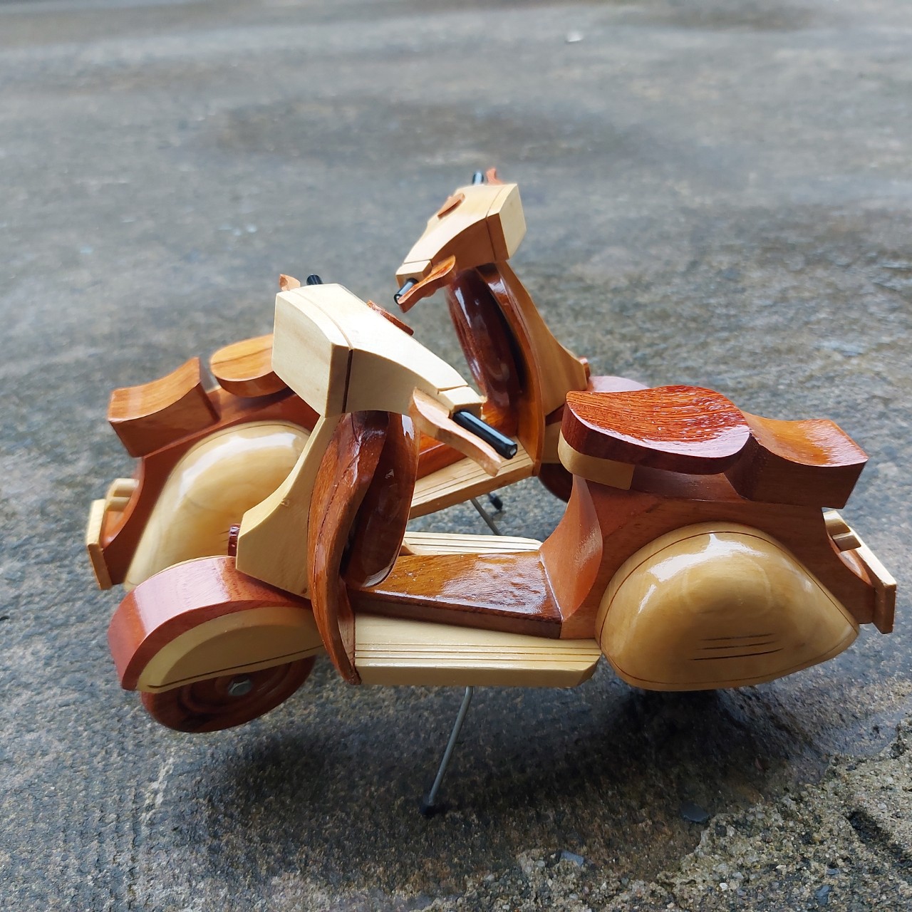 XE VESPA MÔ HÌNH GỖ SIÊU ĐẸP NGANG 20CM