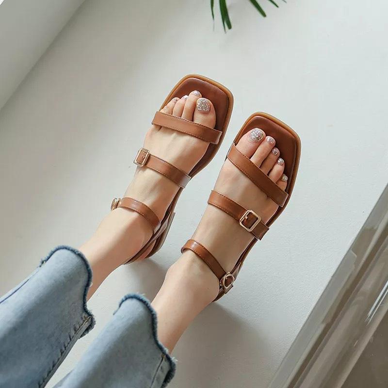 Giày sandal đế bệt mũi vuông 2 quai-CH50- dép quai hậu dây mảnh 1 khoá vuông dosareal phong cách truyền thống