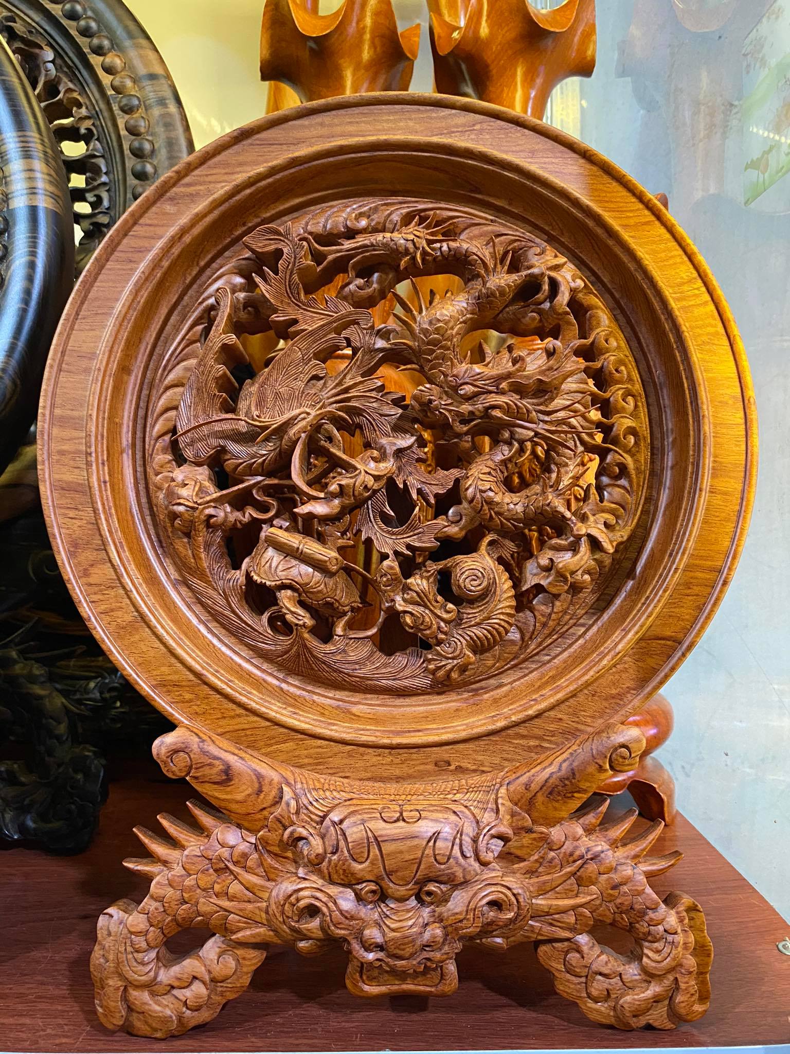 Tranh đĩa Tứ Linh đế rồng gỗ Hương ta hàng đục tay cực đẹp