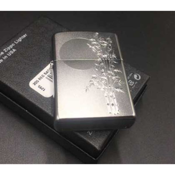 Bật Lửa ZIPPO 205 KHẮC TRĂNG TREO CÀNH TRÚC 05 – 205.TTCT05