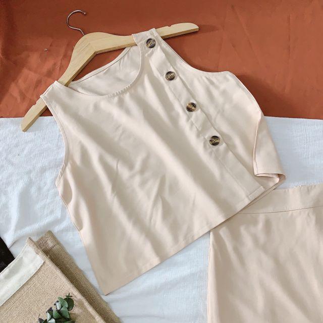 Set áo nude + chân váy from A xẻ nút
