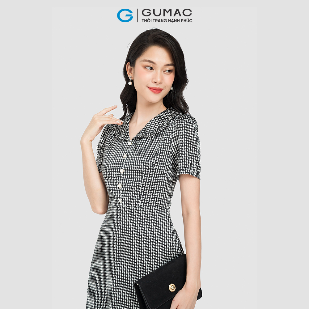 Đầm cổ viền bèo GUMAC DC08108 vải lụa satin đầm form A tay ngắn viền bèo màu đen