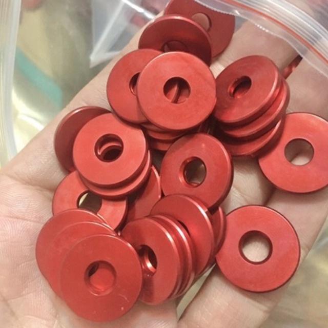 Long đền nhôm màu đỏ 6li 8li 10li 12li 14li được tiện chi tiết tỉ mỉ dày dặn