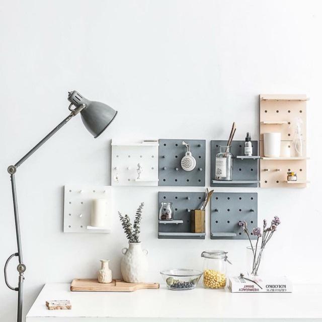 Bảng Pegboard dùng để treo dụng cụ và trang trí tường bằng nhựa thẩm mỹ cao