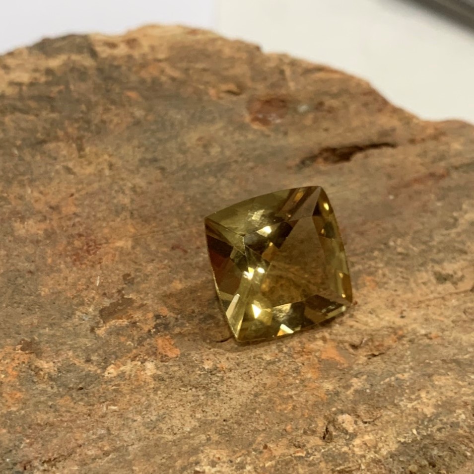 Viên đá thạch anh vàng (Citrine) thiên nhiên_HA-G000500