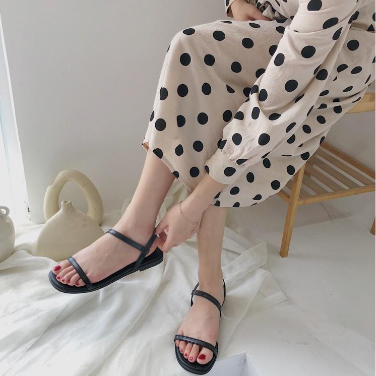 Fashion Ulzzang flat bottom strip flat casual sandals