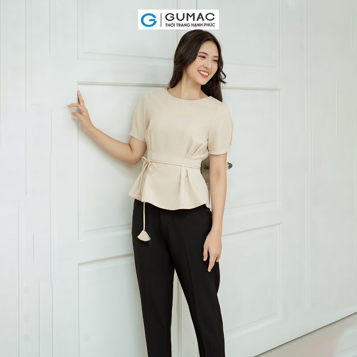 Áo kiểu chiết ly eo GUMAC AD08039