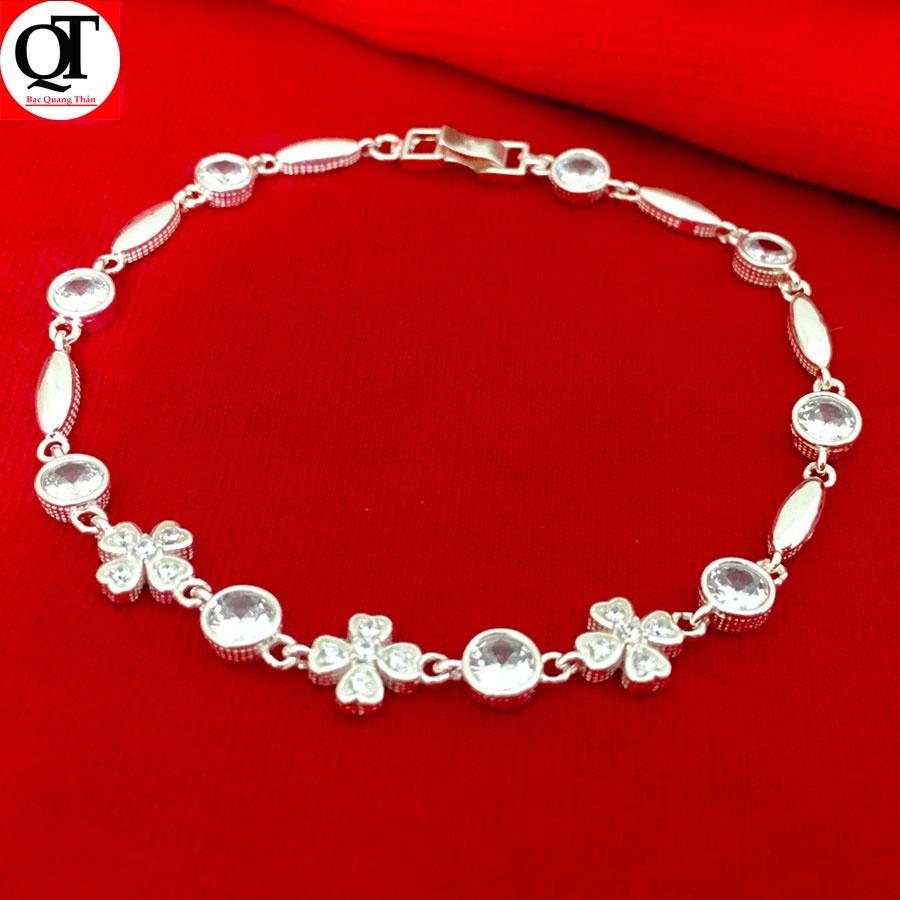 Lác tay nữ cỏ bốn lá bản nhỏ thời trang chất liệu bạc ta đính đá cao cấp trang sức Bạc Quang Thản  - QTLTNU12