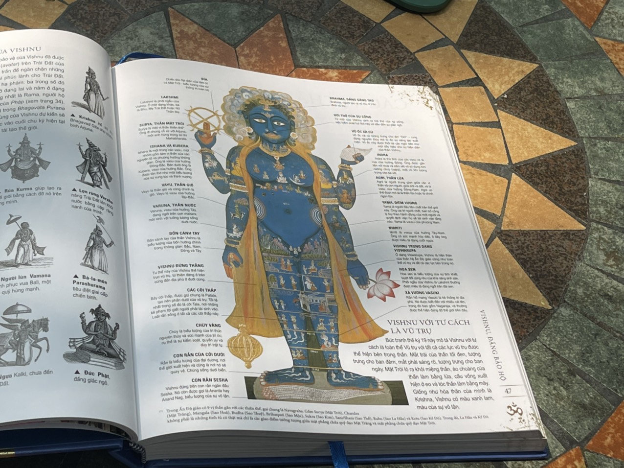WORLD RELIGIONS - Khám Phá Và Lý Giải Các Tôn Giáo Trên Thế Giới - John Bowker - ZenBooks