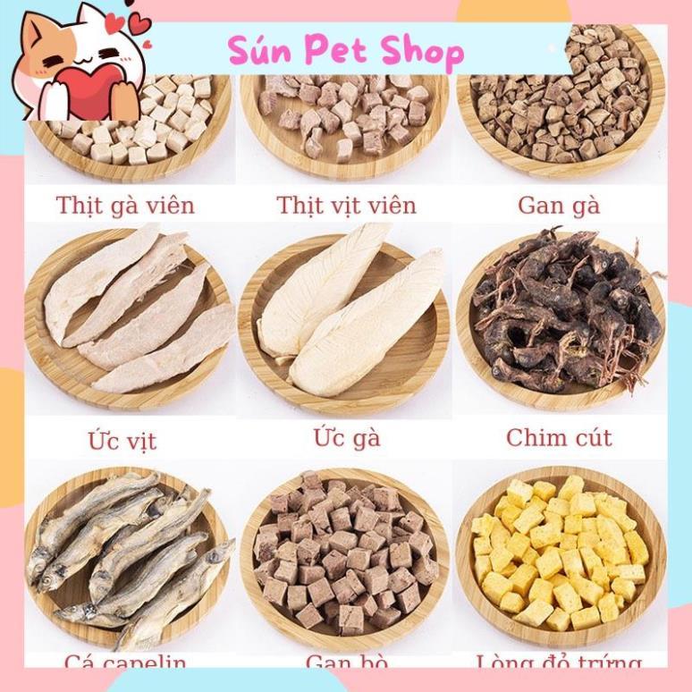 Thức ăn sấy khô cho chó mèo