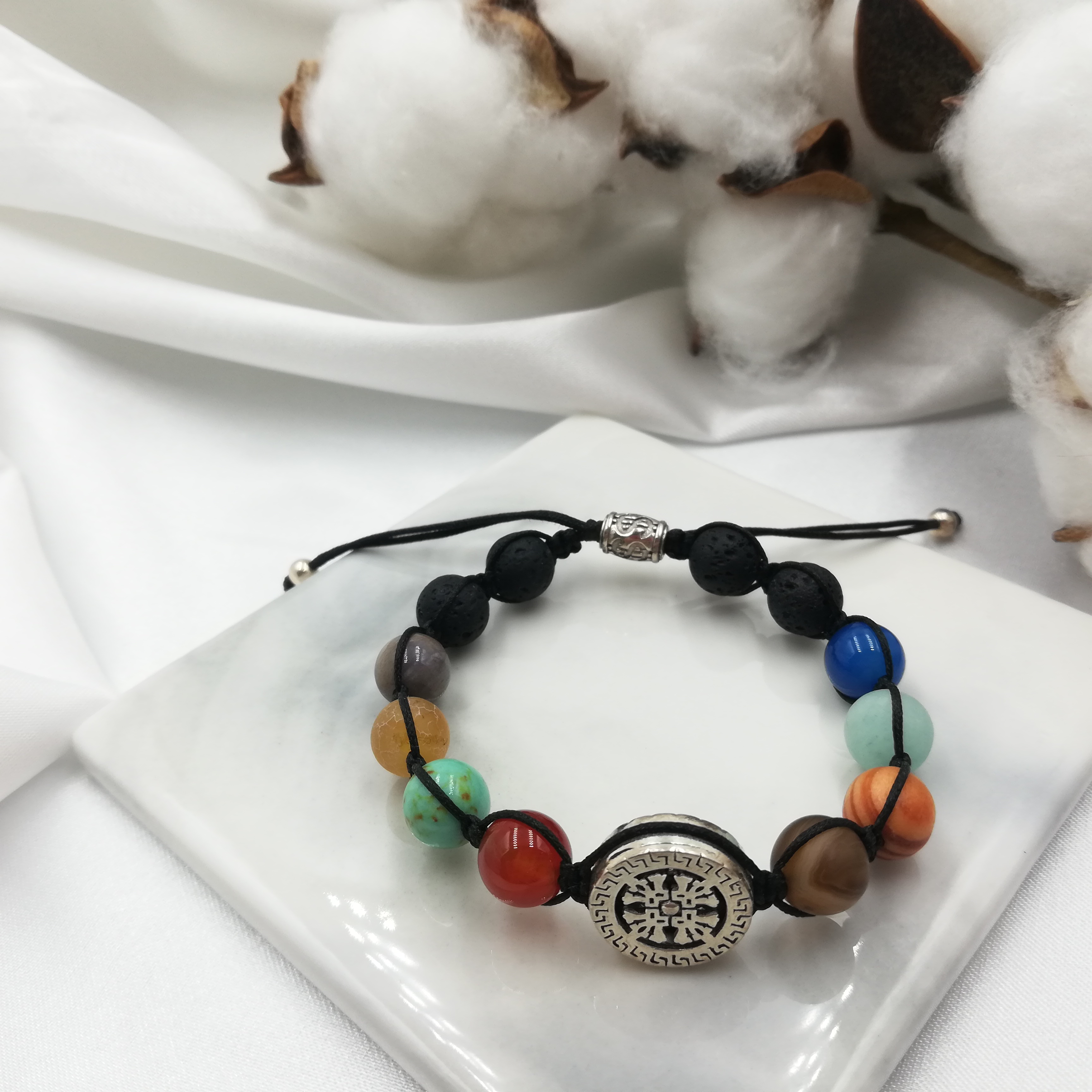Vòng Tay Thắt Dây Phối 10 Loại Đá Mix Charm Bạc 925