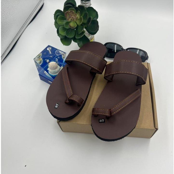 Dép xỏ ngón chéo nam nữ màu nâu ( sandal đồng nai )