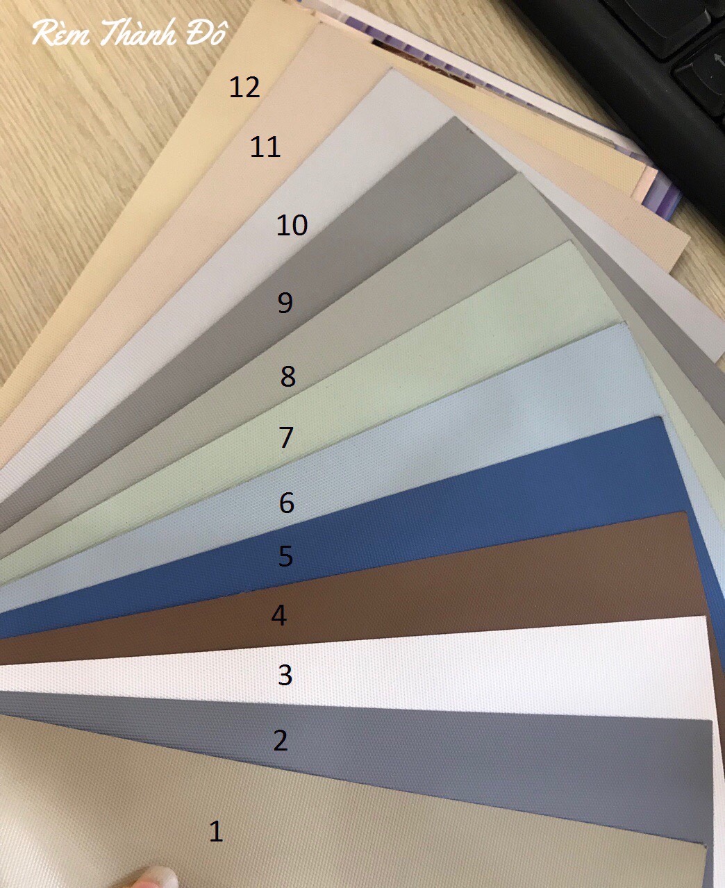 Rèm cuốn chống nắng cản sáng 100%/ rèm cuốn trơn chắn sáng NHẬN ĐẶT THEO KÍCH THƯỚC YÊU CẦU