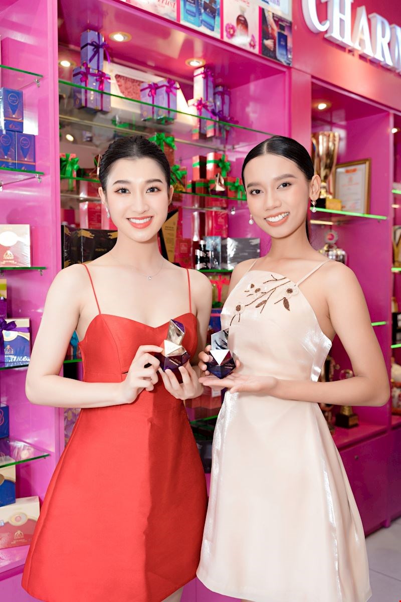 Nướ́c Hoa Nữ Chính Hãng Charme Empress Mùi hương ngọt ngào, nữ tính, đầy cuốn hút 50ml