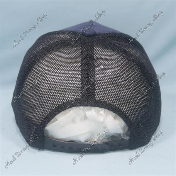 Nón kết lưới in đại bàng in chữ Freedom phía sau khóa nhựa phía trong và trước có tem vòng đầu 55-58cm - Xanh đen