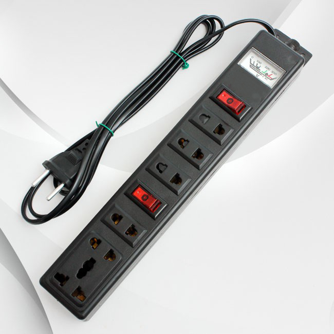 Ổ Cắm Điện Mã L.T 6 Phích 2 Chấu, 1 Phích 3 Chấu Dây Dài 1.5m Công Suất 800W