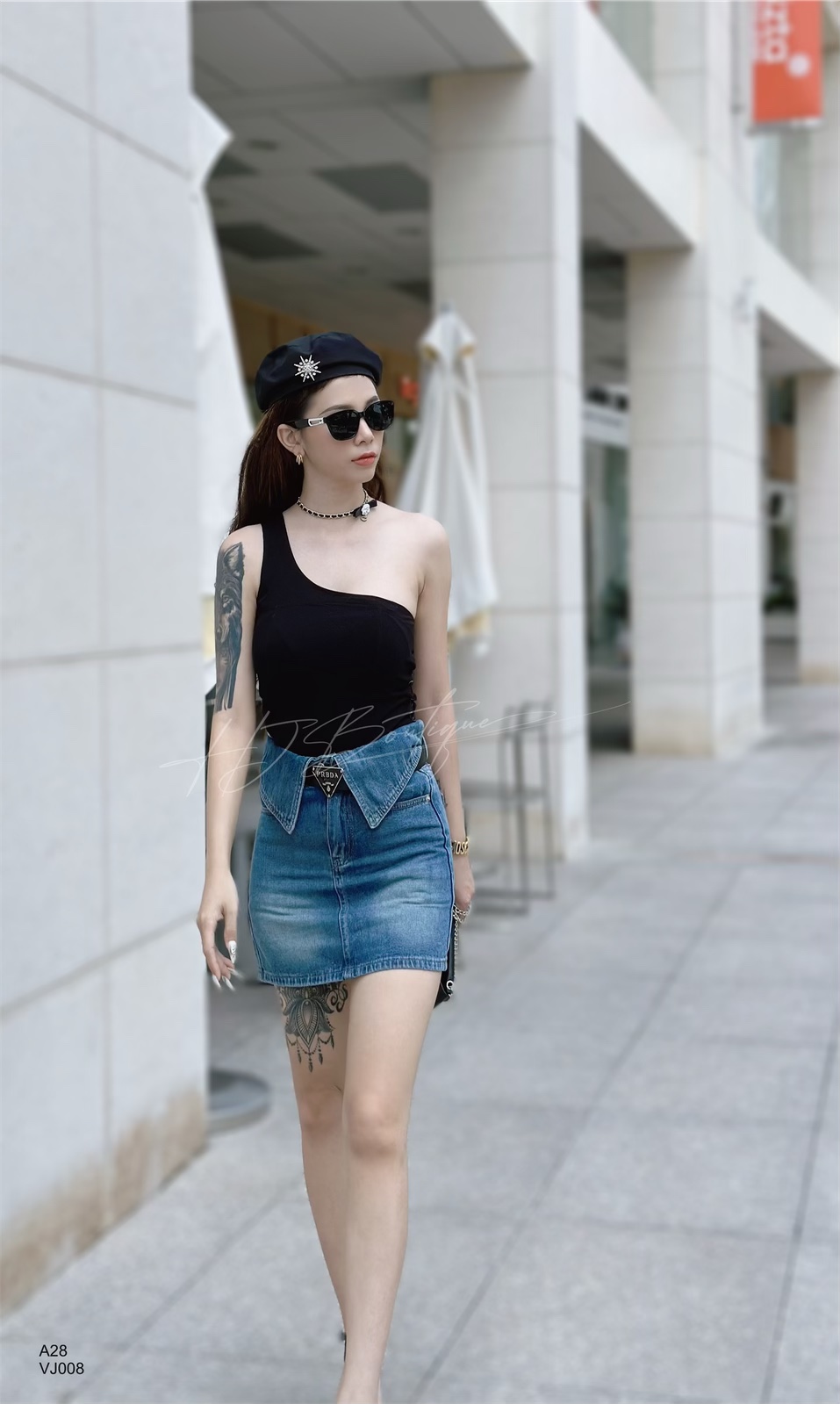Áo thun lệch vai