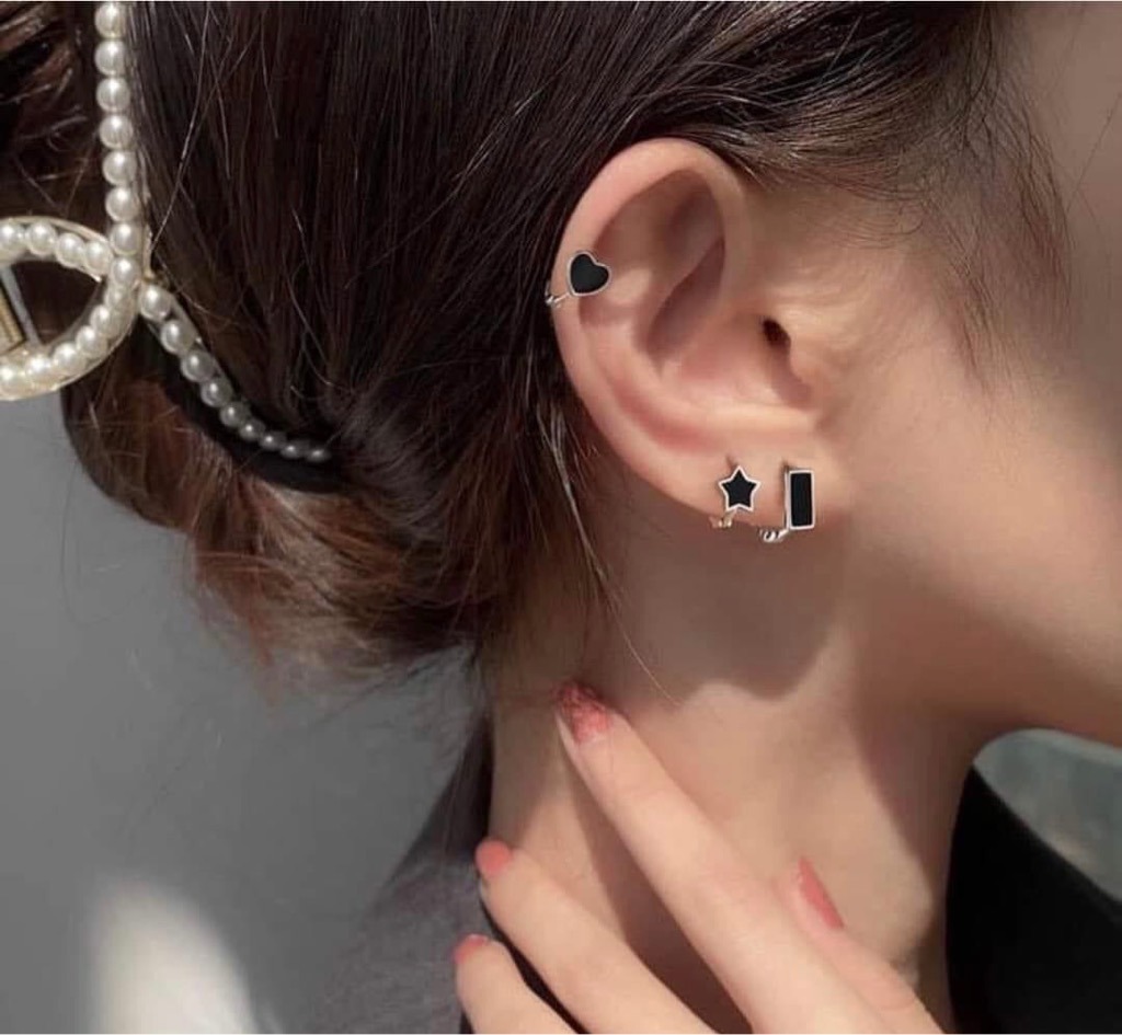 Khuyên Tai Bạc Ta Tròn Chốt Bấm Cá Tính Bạc Hiểu Minh HT385