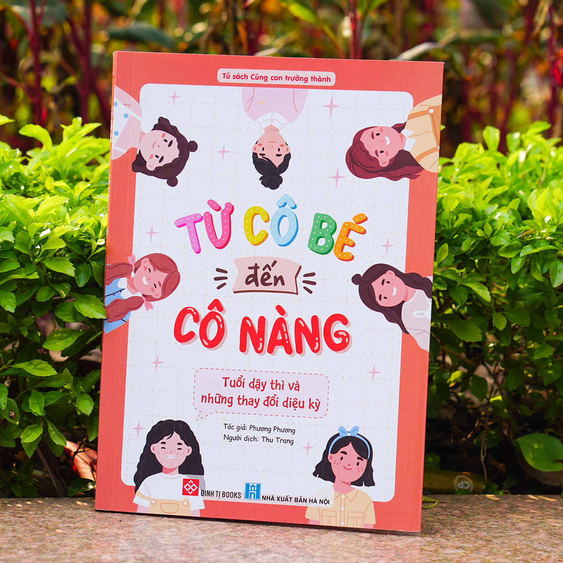 Sách Từ cô bé đến cô nàng - Tuổi dậy thì và những thay đổi diệu kỳ