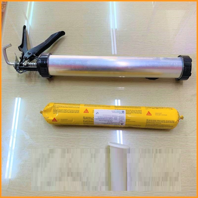Chống thấm đường nứt cổ ống khe tiếp giáp ron gạch chống được tia uv nên dùng được ngoài trời sikaflexcontruction.