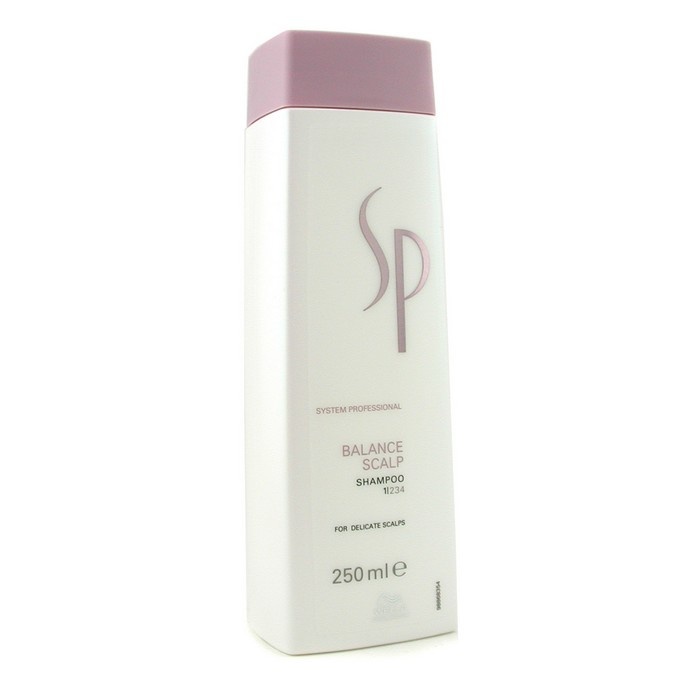 Dầu gội chống rụng và cân bằng độ ẩm da đầu Wella SP System Professional Balance Scalp Shampoo 250ml