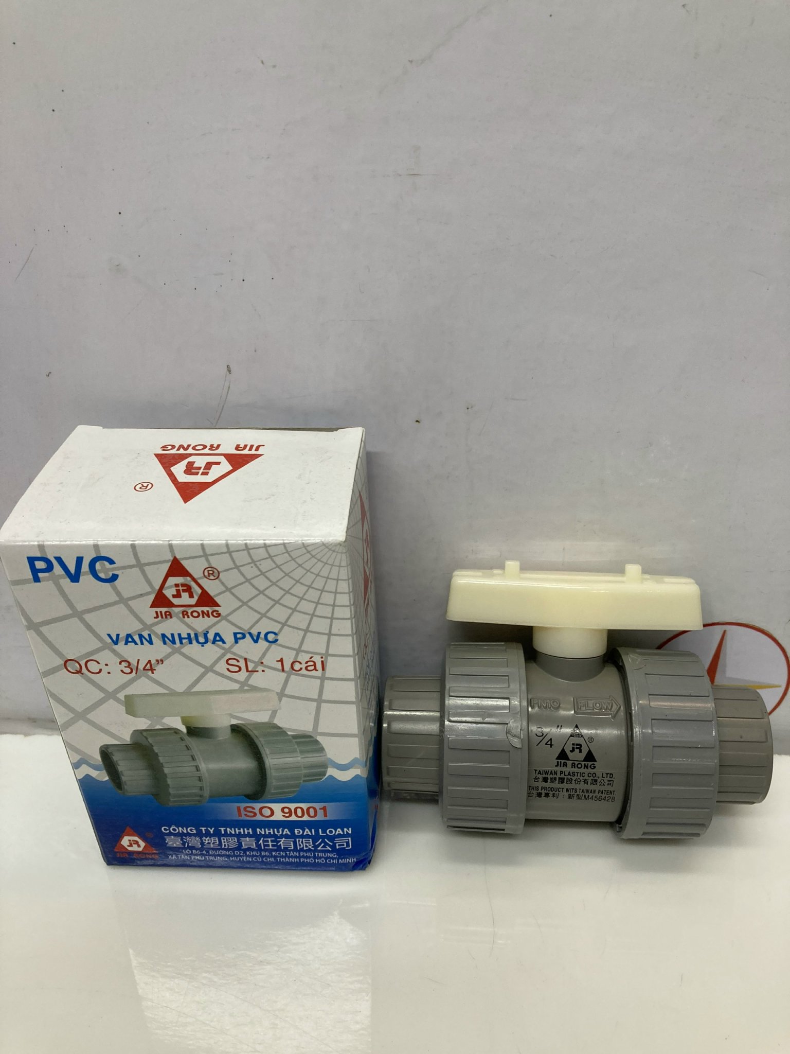 Van hai (2) đầu rắc co 27 nhựa PVC Jiarong _ UB006