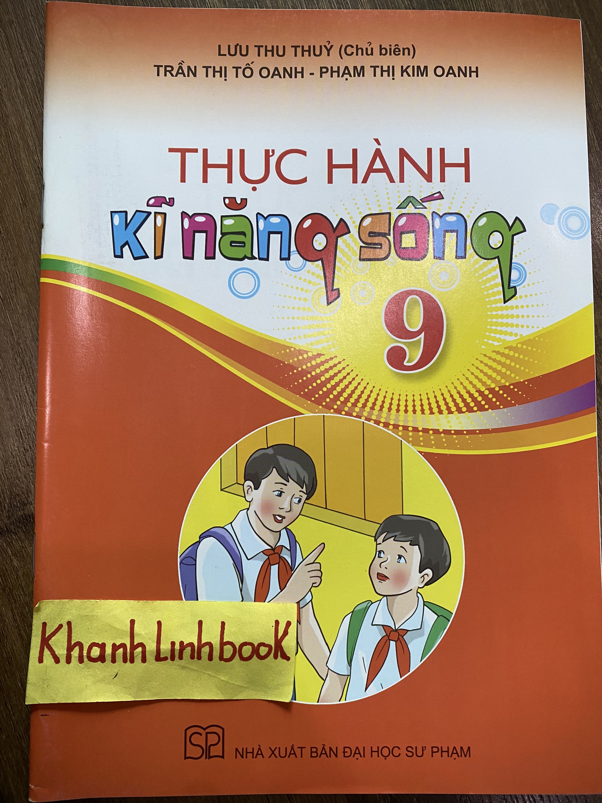 Sách - Thực hành kĩ năng sống 9