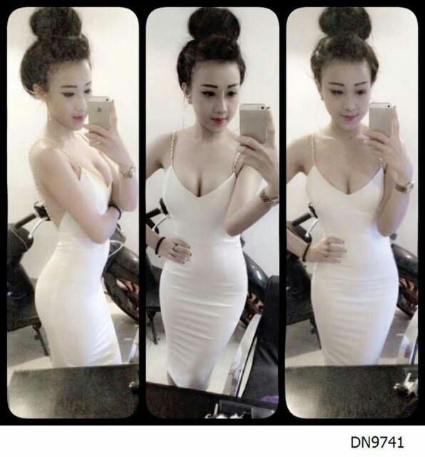 Đầm bẹt vai rut ngực