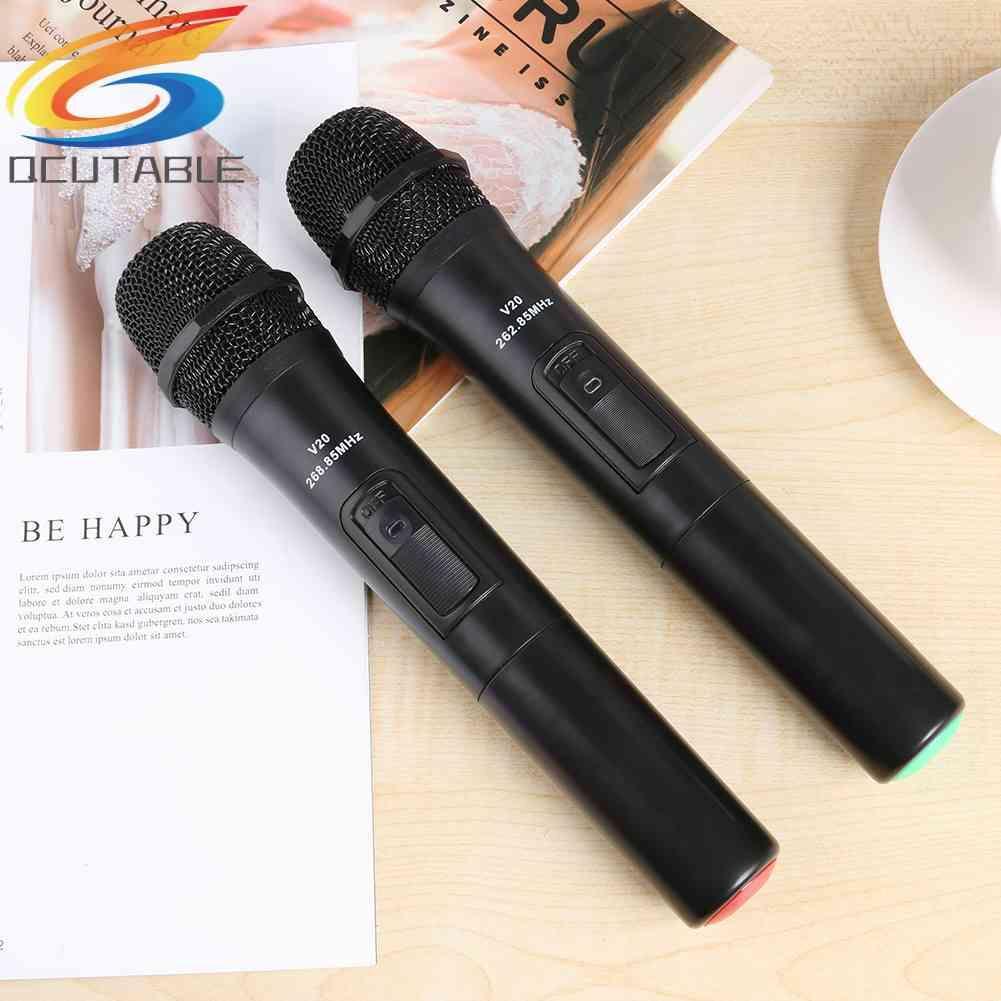 Bộ 2 Micro Không Dây Thông Minh Cầm Tay Kèm Đầu Nhận USB Chuyên Dụng Cho Karaoke