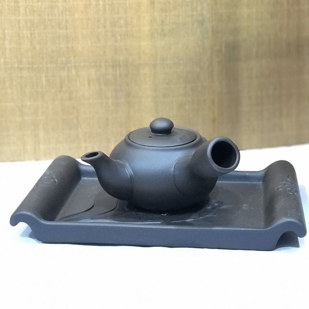 Ấm Trà Đạo Gốm Tử Sa Bát Tràng Đắp Nổi Hoa Mai Dáng Đường Vũ Dung Tích 300ml ATSML 016