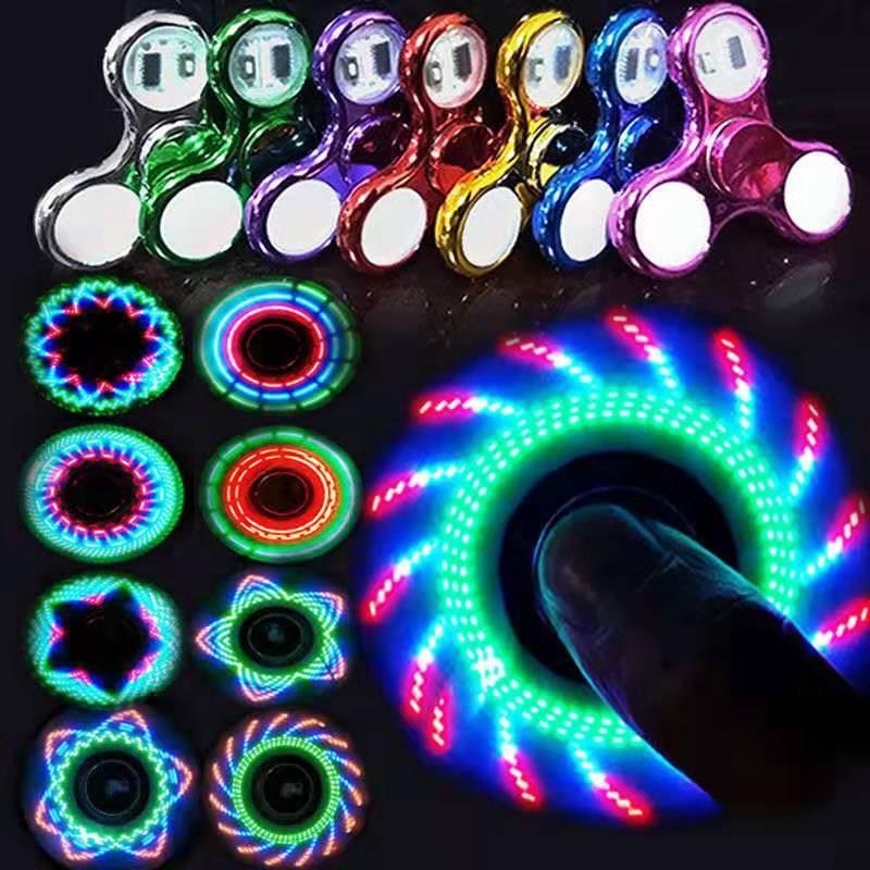 (SẴN VN) Con Quay Đồ Chơi Fidget Spinner Đèn Led 6 Màu Sáng Tạo Giúp Giảm Căng Thẳng Vui Nhộn