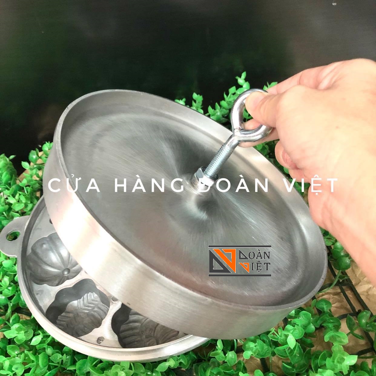 Khuôn Bánh Bông Lan, Bánh Thuẩn - Gang dày cao cấp loại 12 bánh SIÊU ĐẸP- Khuôn Loại 1 Nặng 1800g. Khuôn bóng mịn SẮC NÉT. Dụng cụ làm bánh NƯỚNG TRUYỀN THỐNG