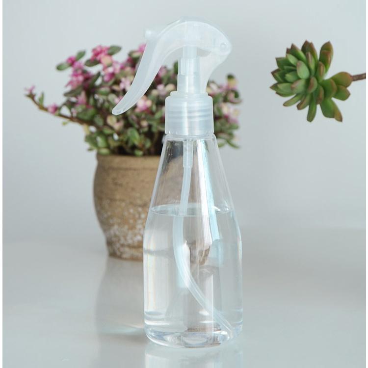 Bình Xịt Tưới Cây Bằng Nhựa Đa Năng Tiện Dụng