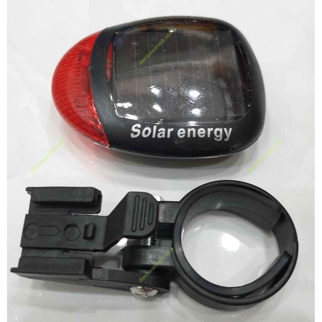 Đèn led hậu xe đạp năng lượng mặt trời