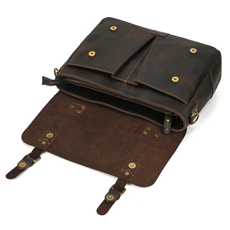 Túi đeo chéo nam DA BÒ THẬT cao cấp phong cách mới – BEE GEE DCN9379