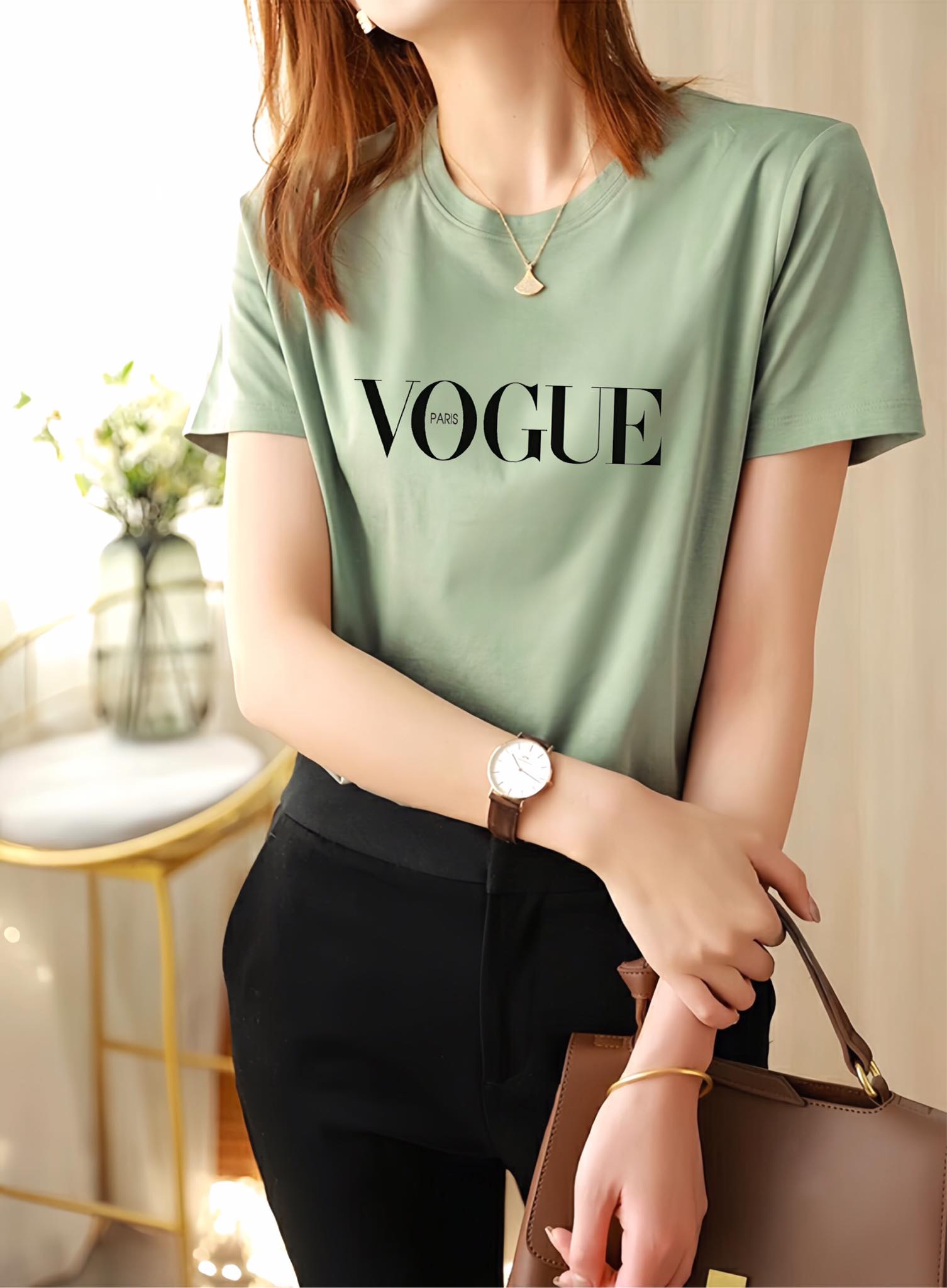 Áo thun nữ cổ tròn form rộng thun cotton 4 chiều phong cách Hàn Quốc in chữ Vogue ( ANU018 )