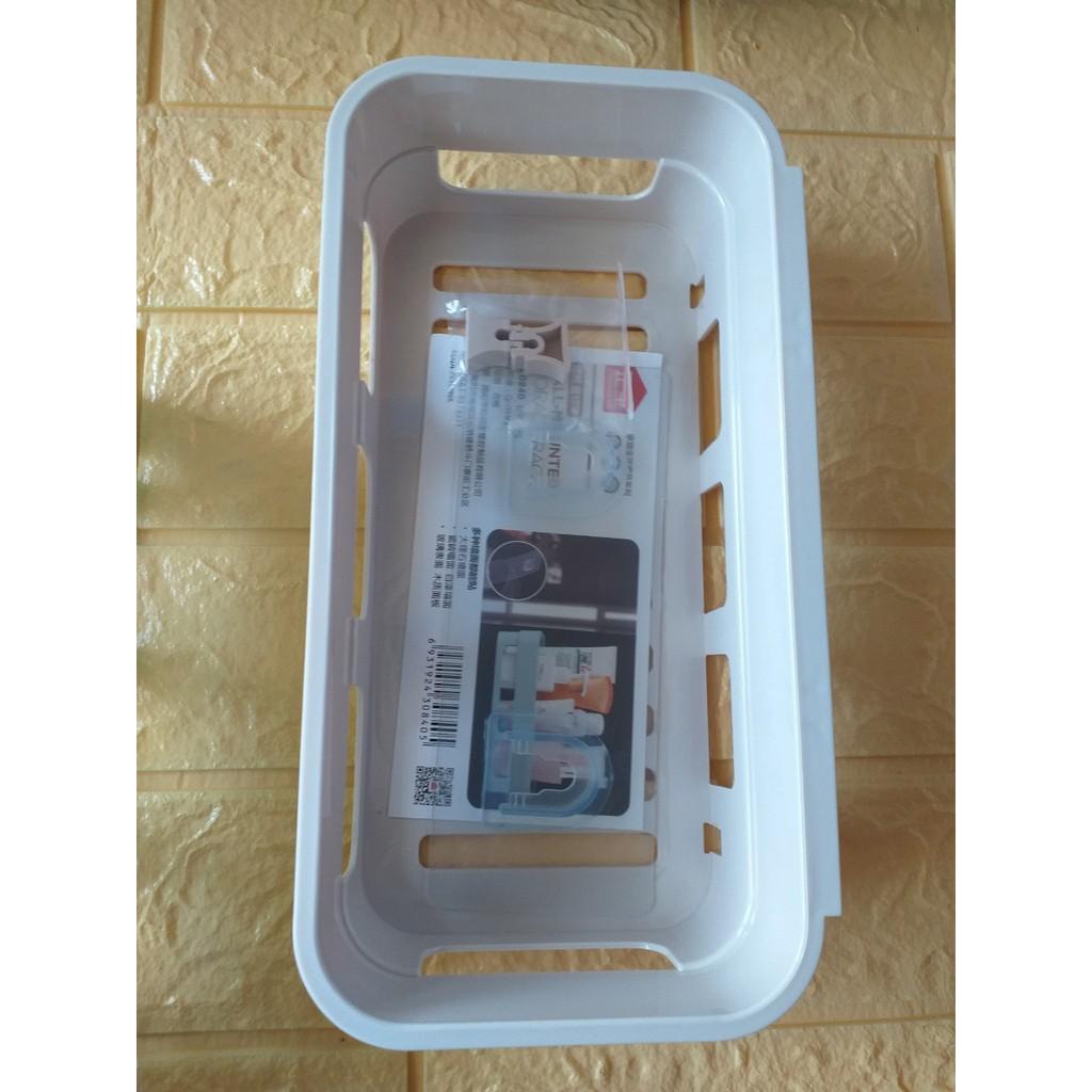 Kệ để đồ chữ nhật dán tường
