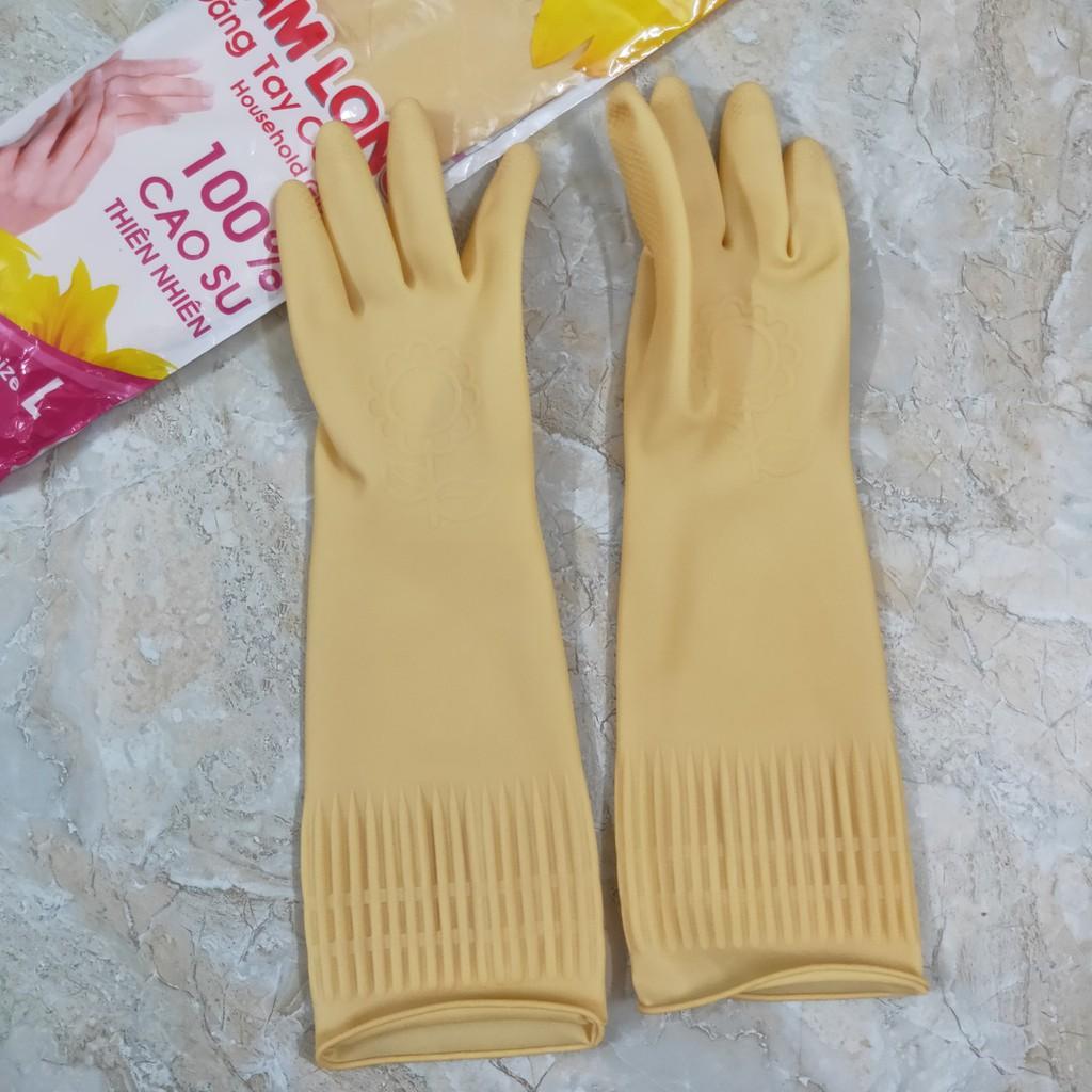 Găng tay chất liệu cao su chống nước dùng Rửa chén hoặc Giặt quần áo Rửa xe màu vàng dài 42cm