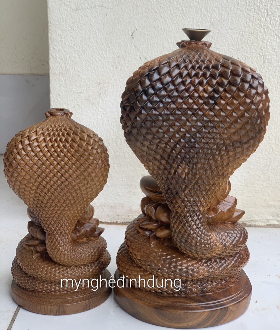 TƯỢNG THẦN RẮN BẢO VỆ ĐỨC PHẬT BẰNG GỖ BÁCH XANH THƠM NỨC KT CAO 20×11×10CM