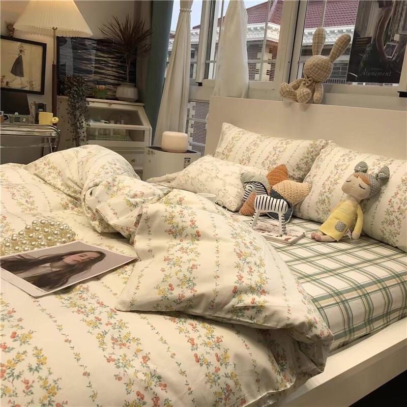 Bộ Chăn Ga Gối Cotton Living 100%Cotton Hàng Nhập Khẩu Cao Cấp 4 Món Hoa Dây Trắng Vintage