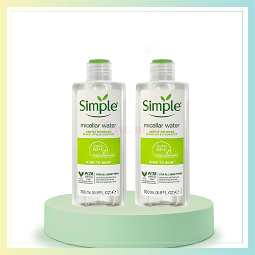 Nước tẩy trang Simple Micellar Water Gently Removes Make-up &amp; Hydrates làm sạch và cấp ẩm cho da (200ml) - Hàng chính hãng