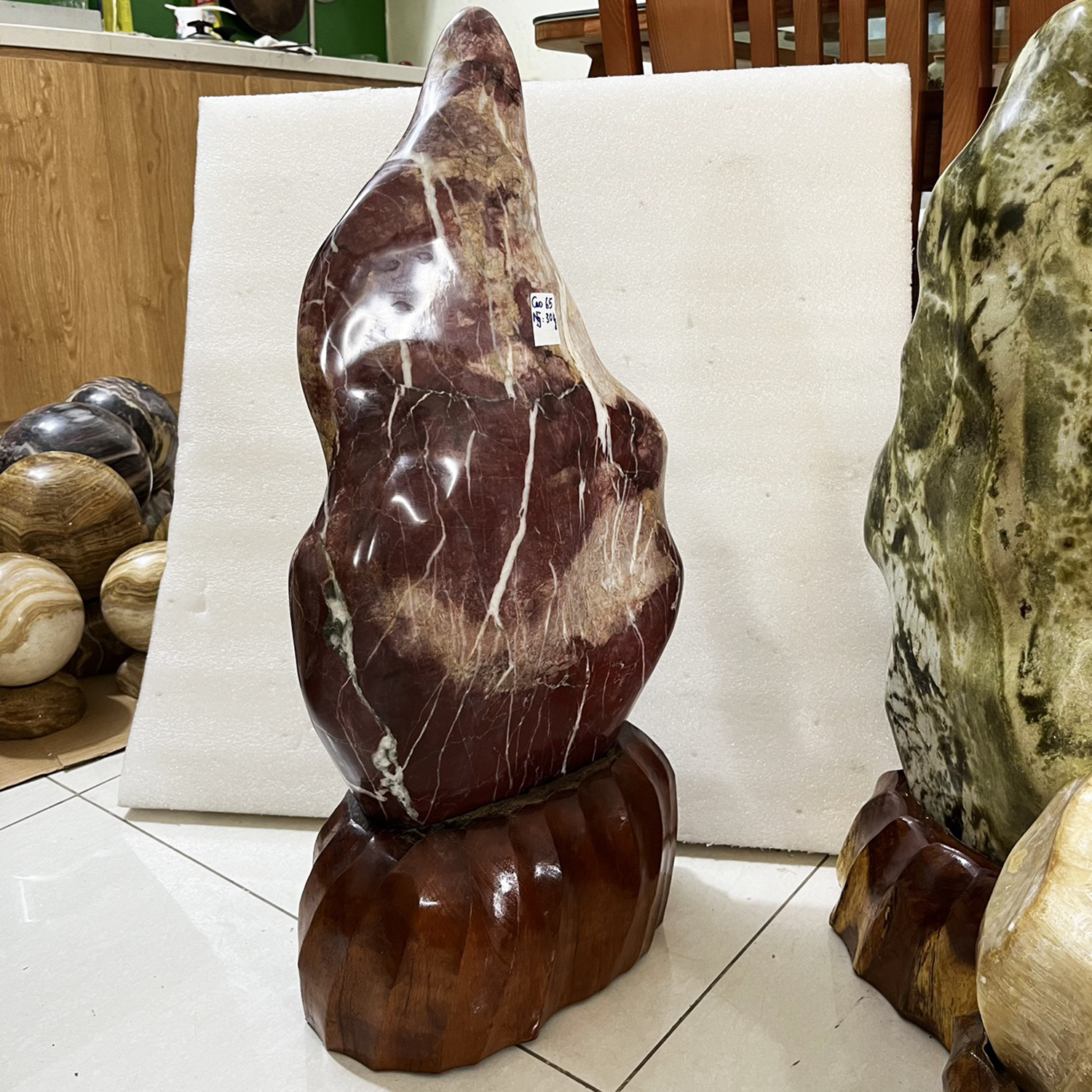 Cây đá phong thủy tự nhiên Cao 43, nặng 10 cm cho mệnh Thổ và hỏa màu hồng đá canxite