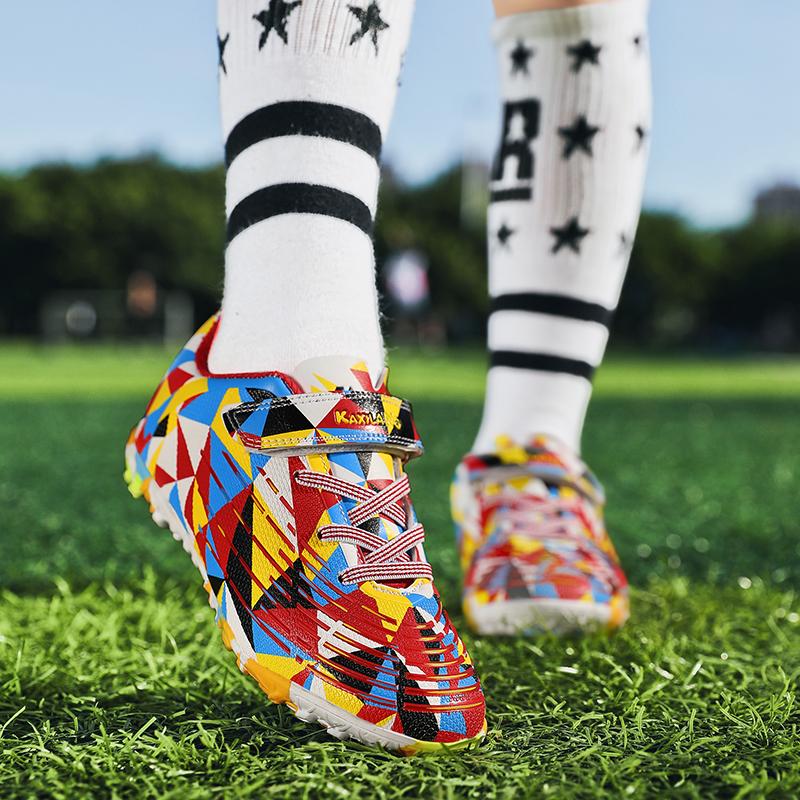 Chuyên Nghiệp Giày Bóng Đá Trẻ Em Bé Trai Và Bé Gái Bóng Đá Giày Gai Ngoài Trời Chống Trượt Chống Ma Sát Huấn Luyện Thể Thao Giày Color: black gold Shoe Size: 34