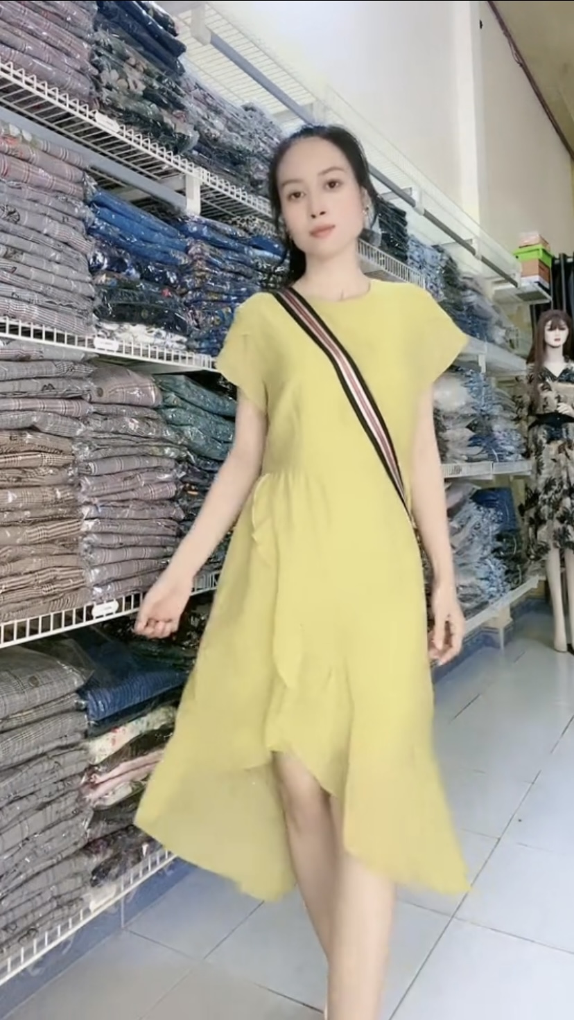 Đầm đuôi cá bất đối xứng suông nhẹ Myqlothing